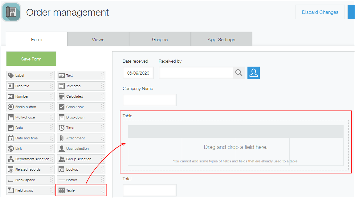 Screenshot: A "Table" field being placed in the right-hand area of the "Form" tab in App Settings